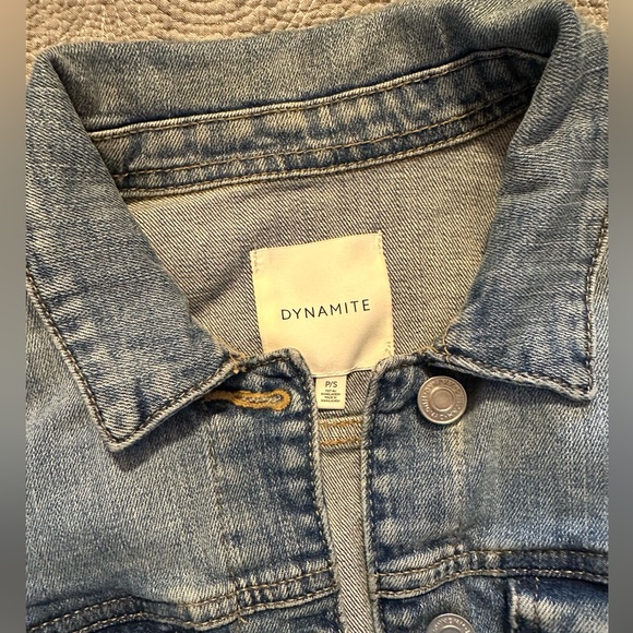 Dynamite Cropped Denim Jacket - Picture 3 of 4